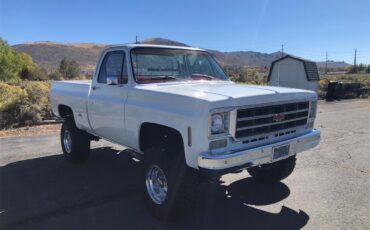Chevrolet-K-10-1978-White-Red-2
