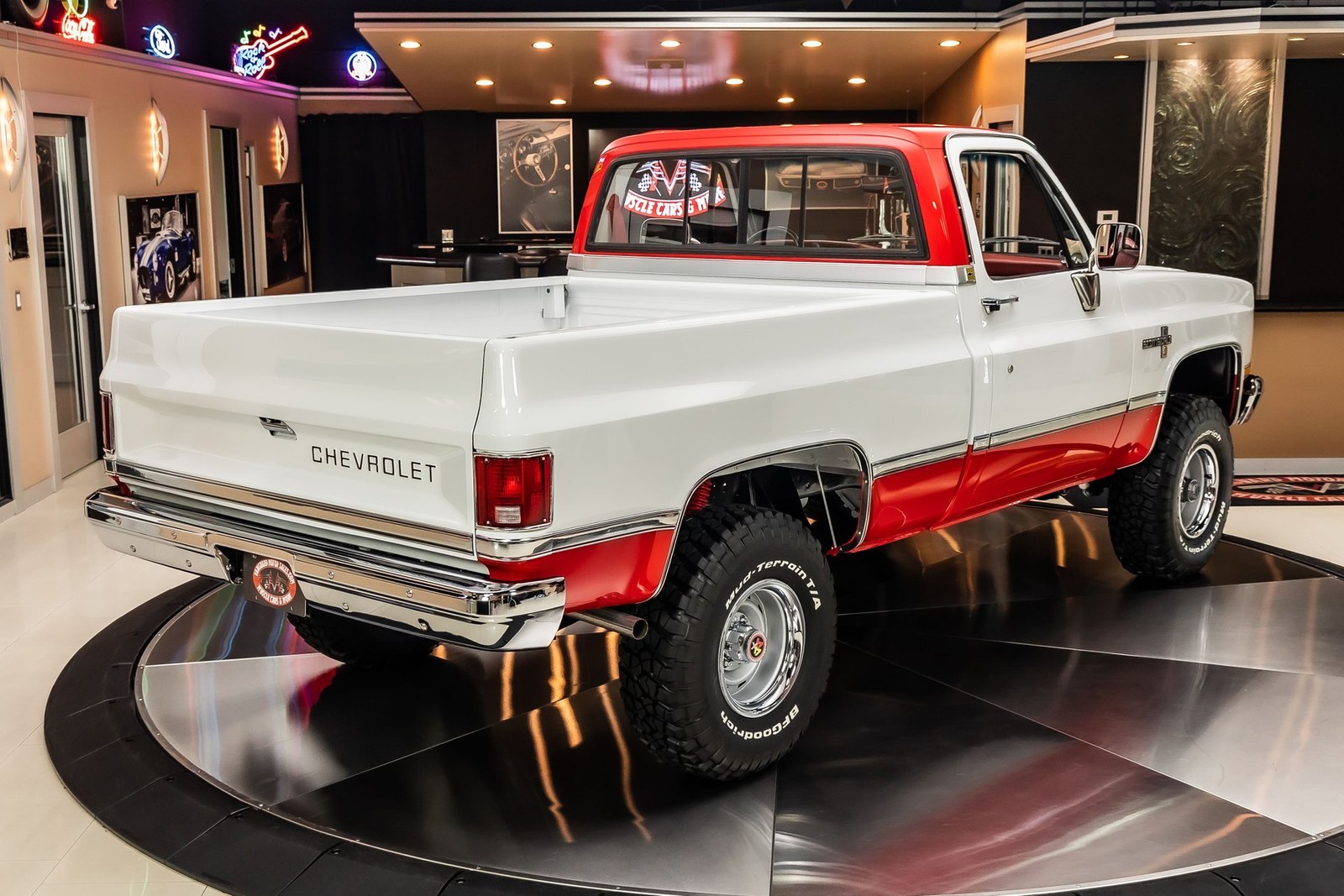 Chevrolet-K-10-1987-Pickup-Truck-13