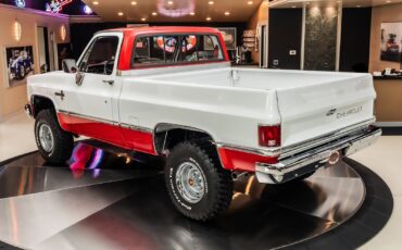 Chevrolet-K-10-1987-Pickup-Truck-17