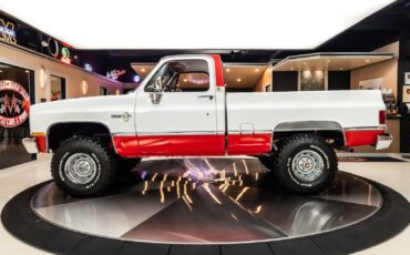 Chevrolet-K-10-1987-Pickup-Truck-18