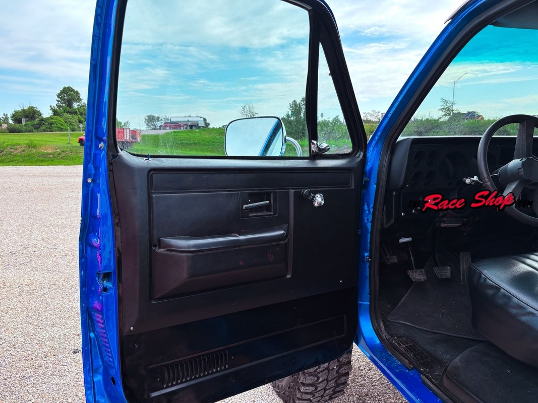 Chevrolet-K-20-1986-8