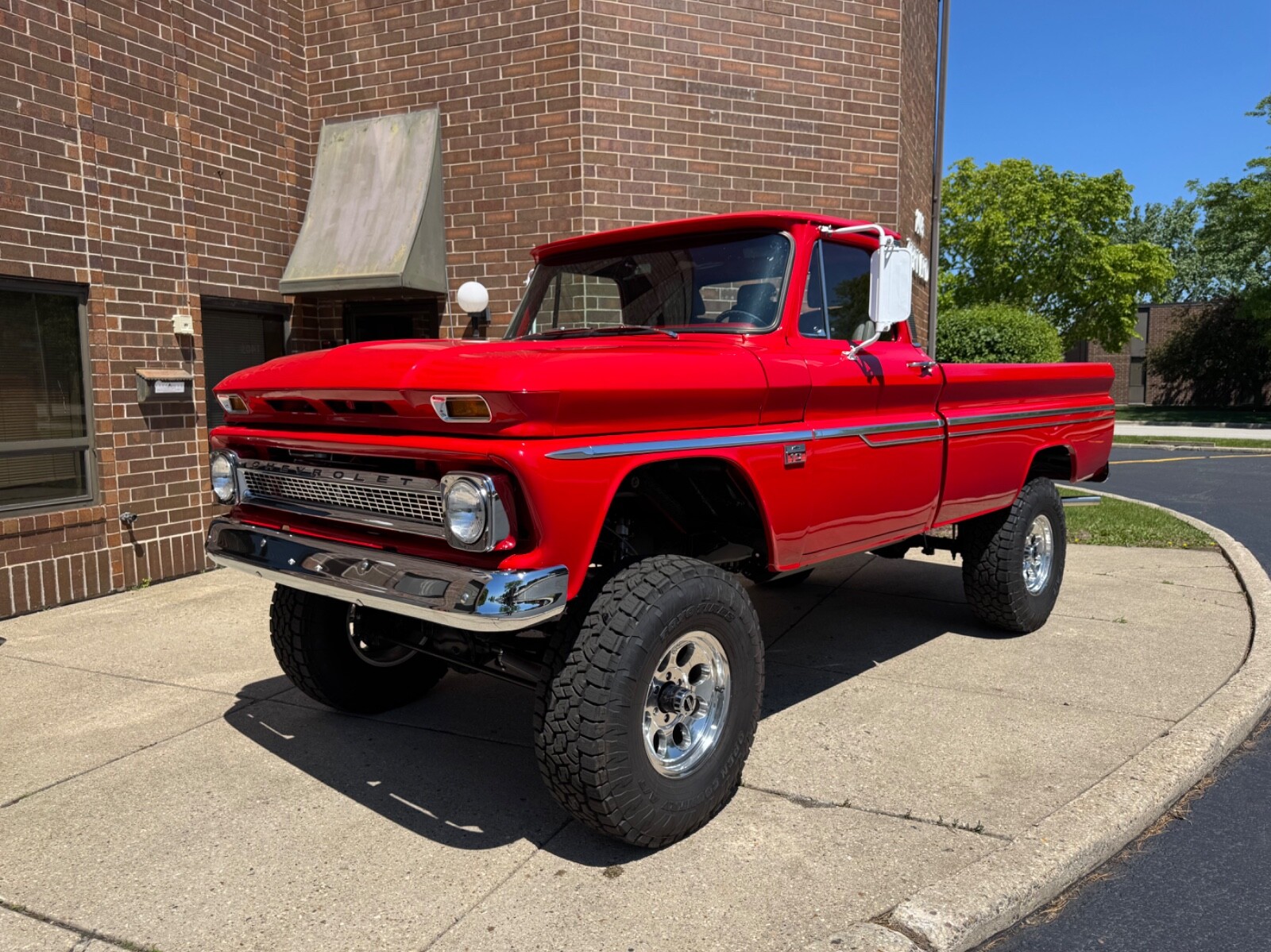 Chevrolet K10 1966 Cab & Chassis