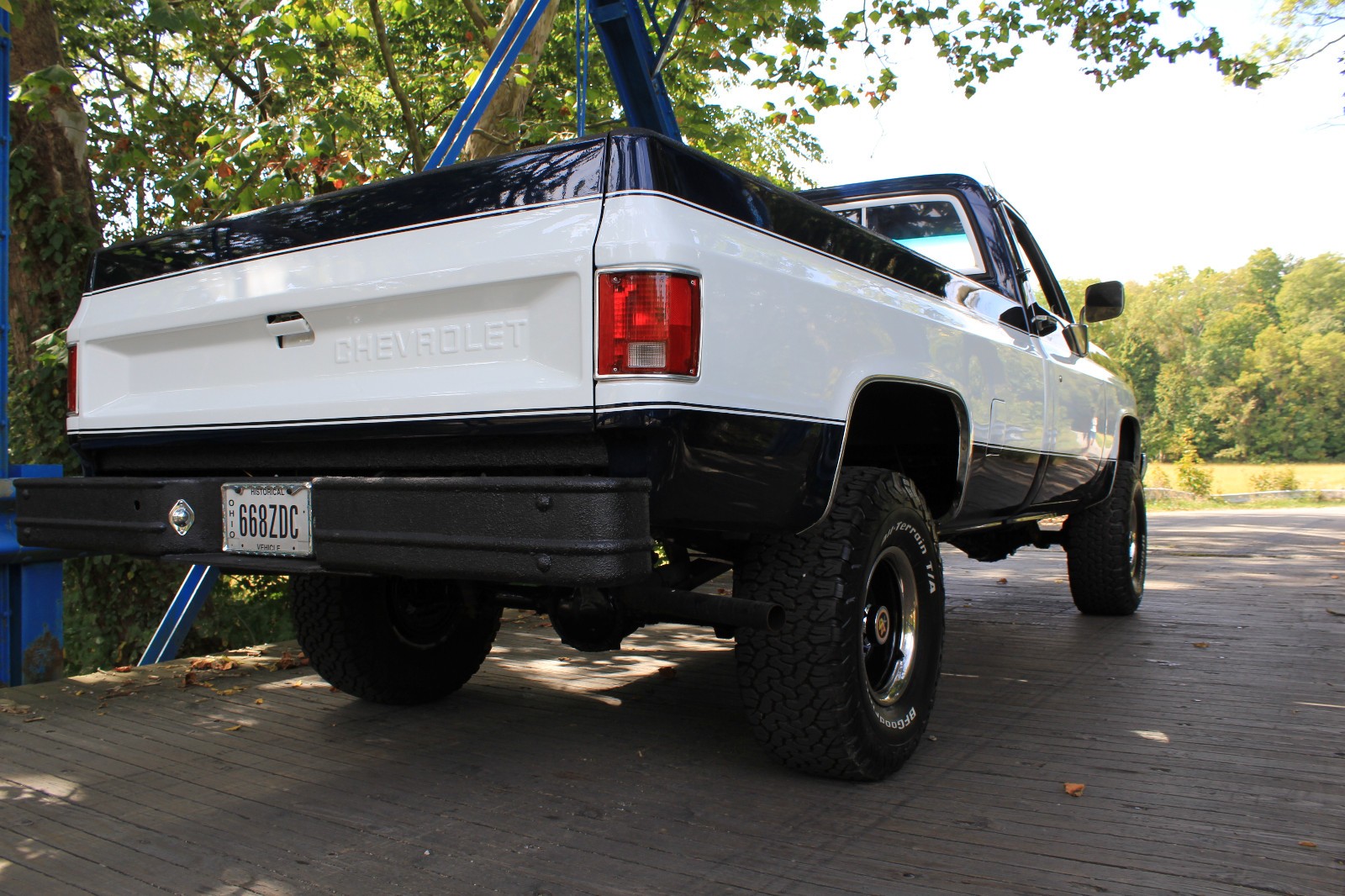 Chevrolet-K10-1982-Standard-Cab-Pickup-3