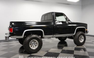 Chevrolet-K10-1985-Black-Black-11