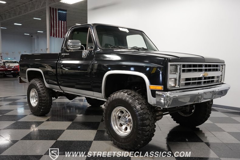 Chevrolet-K10-1985-Black-Black-14