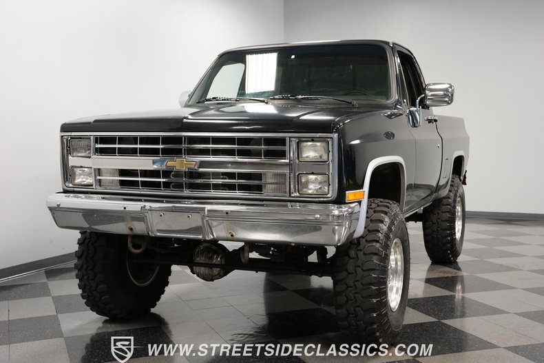 Chevrolet-K10-1985-Black-Black-15