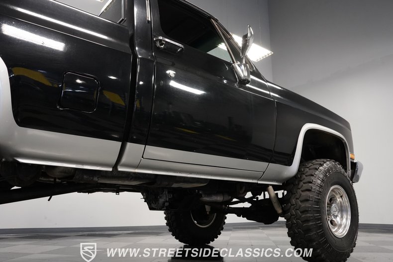 Chevrolet-K10-1985-Black-Black-25
