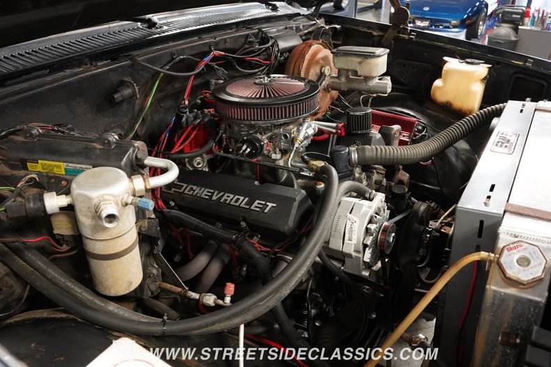 Chevrolet-K10-1985-Black-Black-32