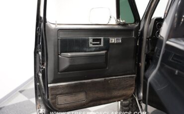 Chevrolet-K10-1985-Black-Black-34
