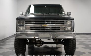 Chevrolet-K10-1985-Black-Black-39