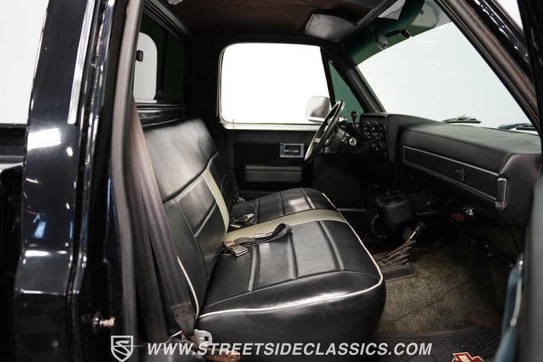 Chevrolet-K10-1985-Black-Black-45