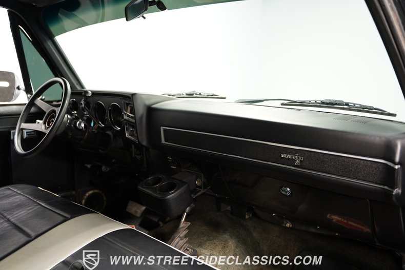 Chevrolet-K10-1985-Black-Black-46