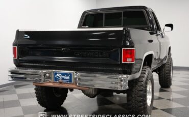 Chevrolet-K10-1985-Black-Black-9