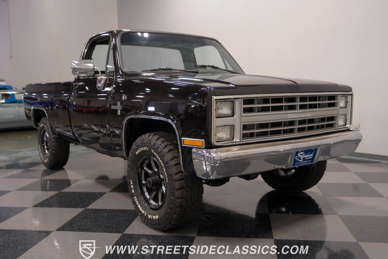 Chevrolet-K10-1985-Black-Cherry-Brown-11