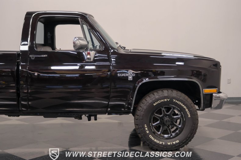 Chevrolet-K10-1985-Black-Cherry-Brown-25