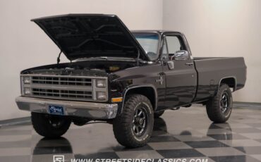Chevrolet-K10-1985-Black-Cherry-Brown-26