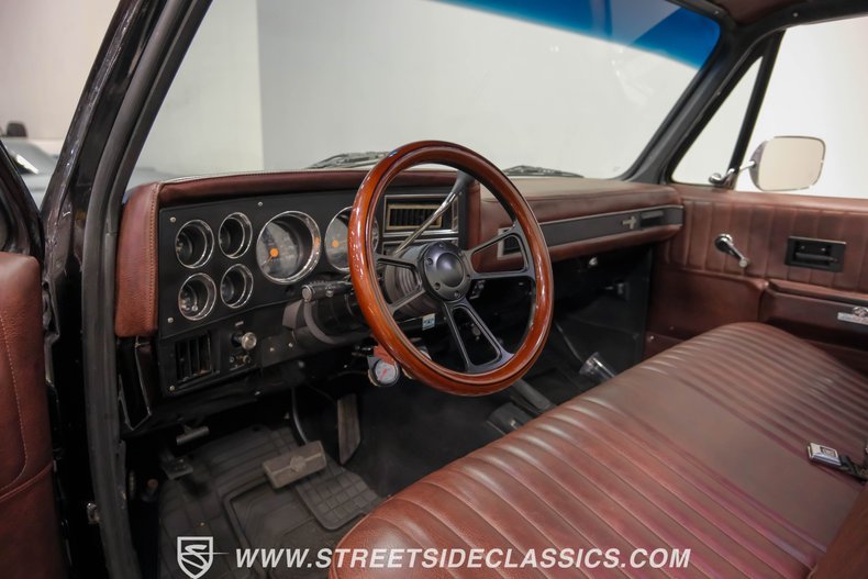 Chevrolet-K10-1985-Black-Cherry-Brown-3