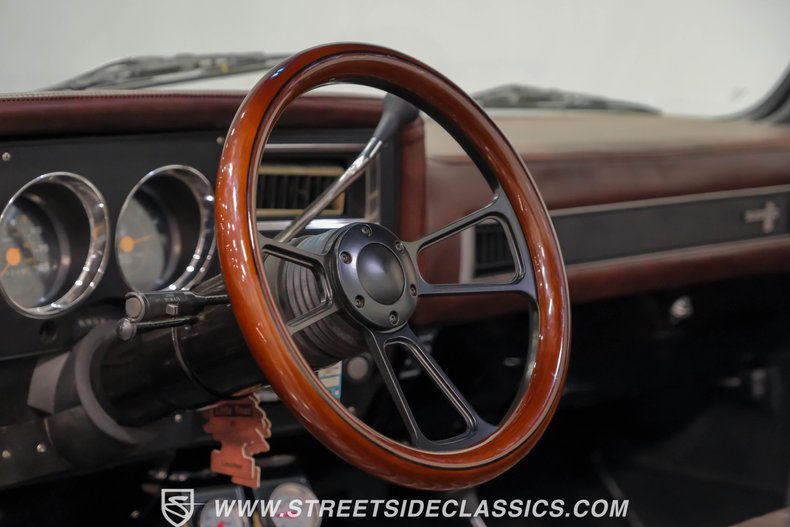 Chevrolet-K10-1985-Black-Cherry-Brown-33