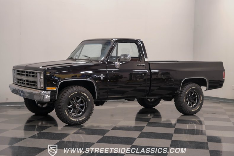 Chevrolet-K10-1985-Black-Cherry-Brown-4