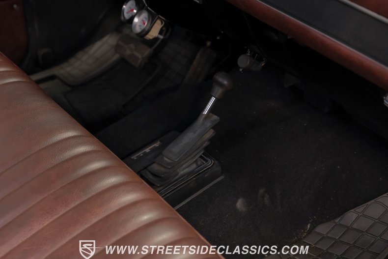 Chevrolet-K10-1985-Black-Cherry-Brown-40