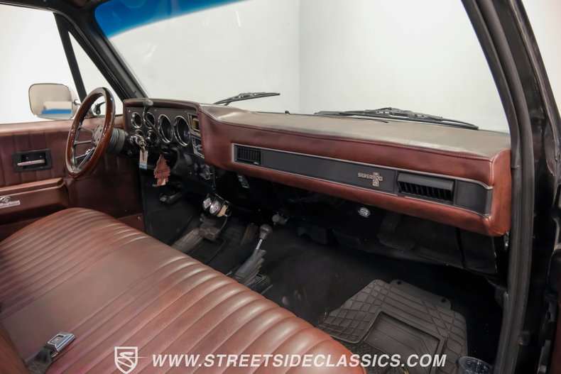 Chevrolet-K10-1985-Black-Cherry-Brown-46