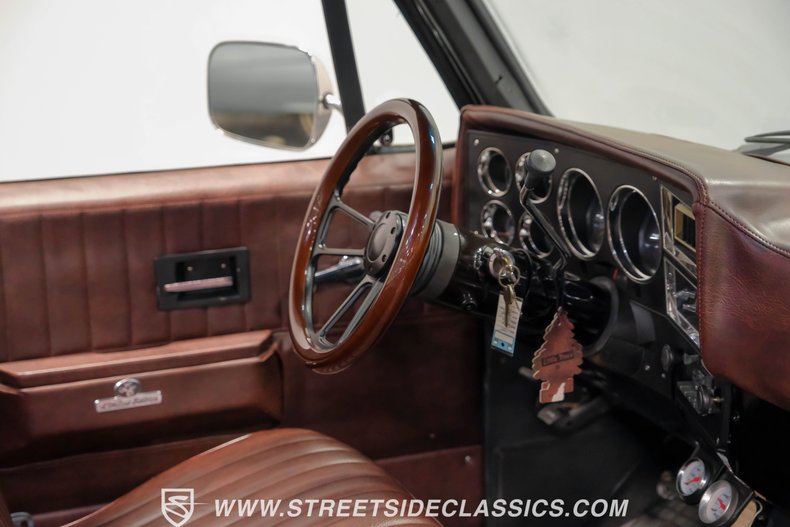 Chevrolet-K10-1985-Black-Cherry-Brown-47