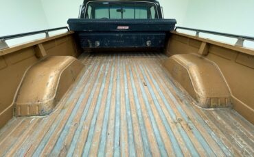 Chevrolet-K10-1986-Nevada-Gold-Black-24