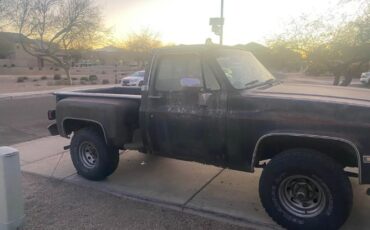 Chevrolet-K10-1987-Black-Burgundy-14