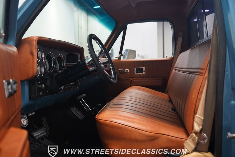Chevrolet-K10-1987-Blue-Brown-22