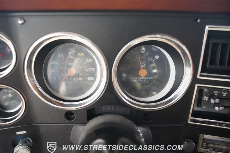 Chevrolet-K10-1987-Blue-Brown-24