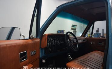 Chevrolet-K10-1987-Blue-Brown-3