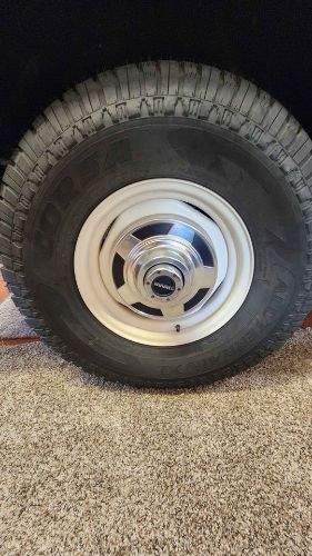 Chevrolet-K10-1987-White-Gray