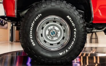 Chevrolet-K10-1987-White-Red-9