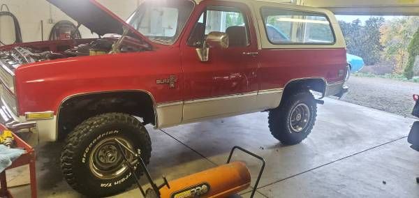 Chevrolet-K15-1983