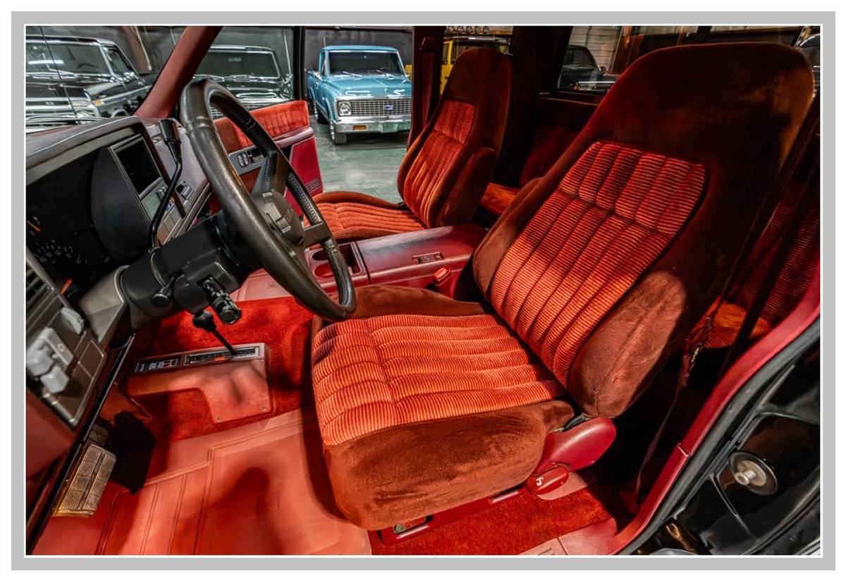 Chevrolet-K1500-4x4-extended-cab-1993-black-2