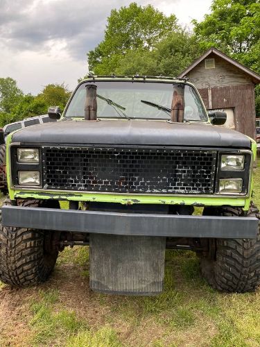 Chevrolet-K20-1985-Green-2