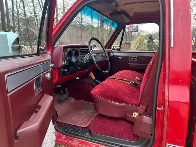 Chevrolet-K20-1986-12