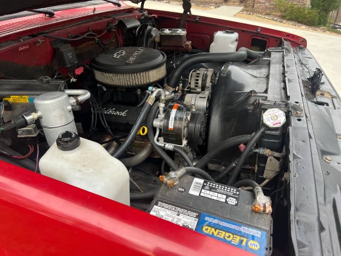 Chevrolet-K20-1986-7