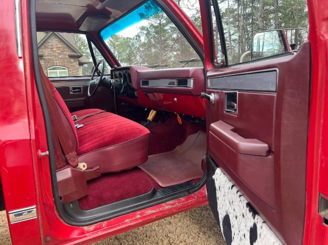 Chevrolet-K20-1986-9