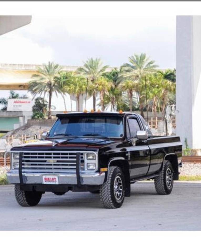 Chevrolet-K20-diesel-1986-black