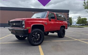 Chevrolet-K5-1985-SUV