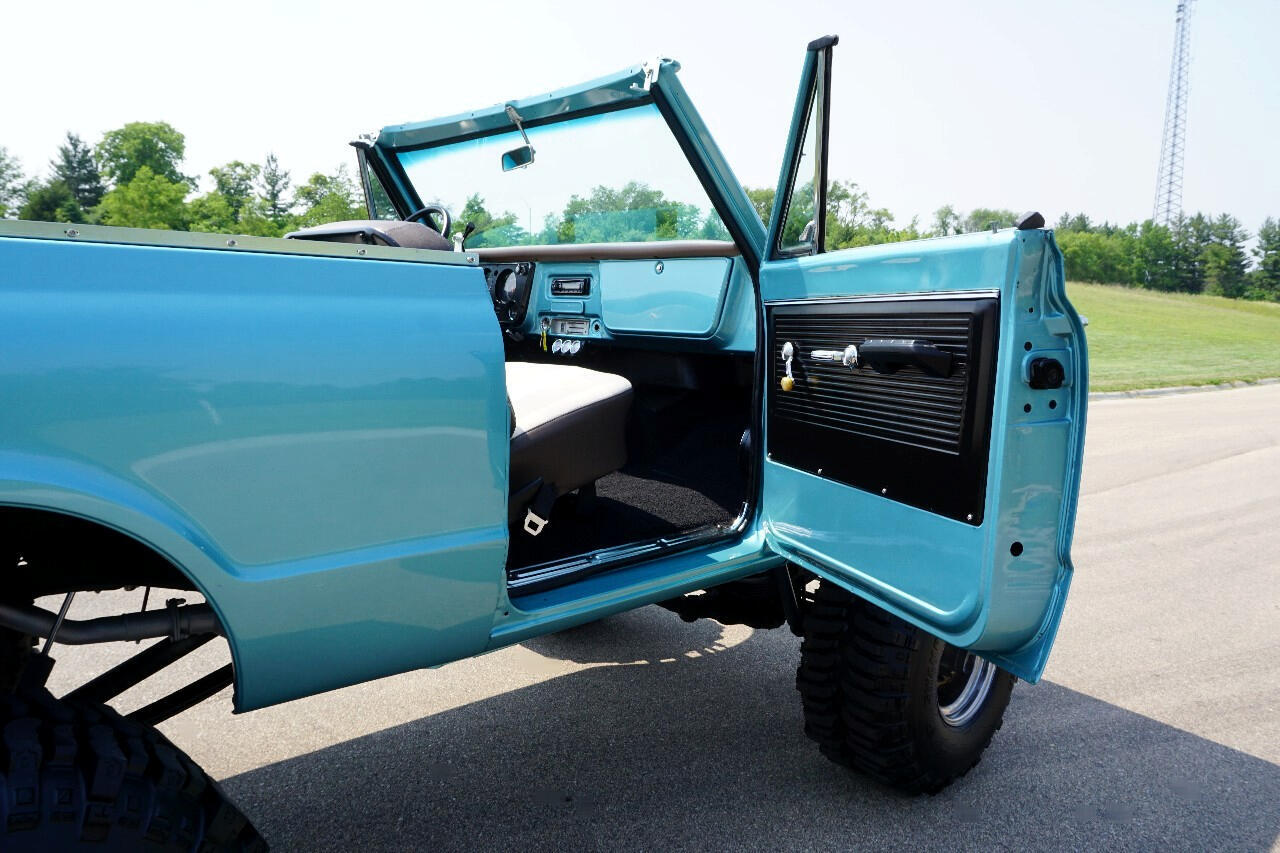 Chevrolet-K5-Blazer-1971-Classic-Car-23