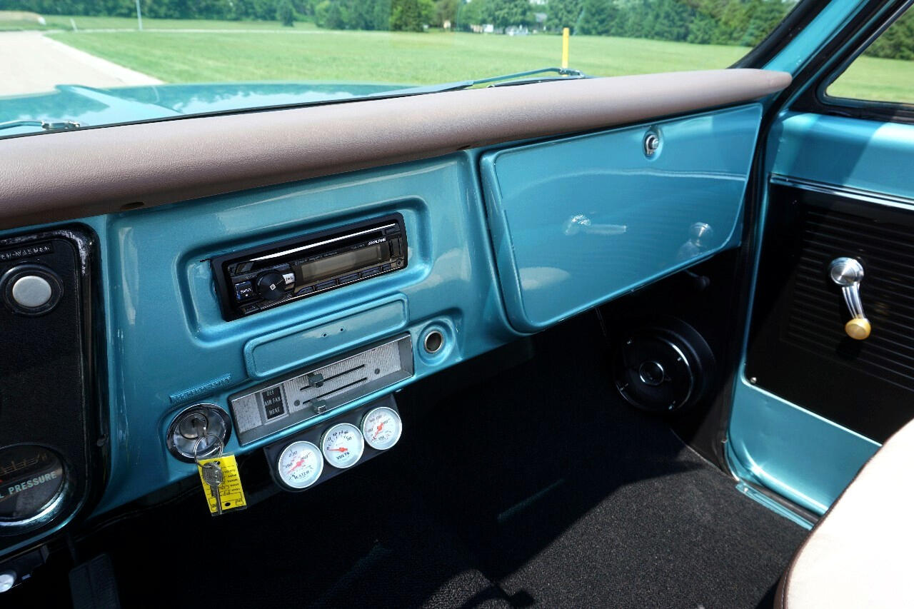 Chevrolet-K5-Blazer-1971-Classic-Car-28