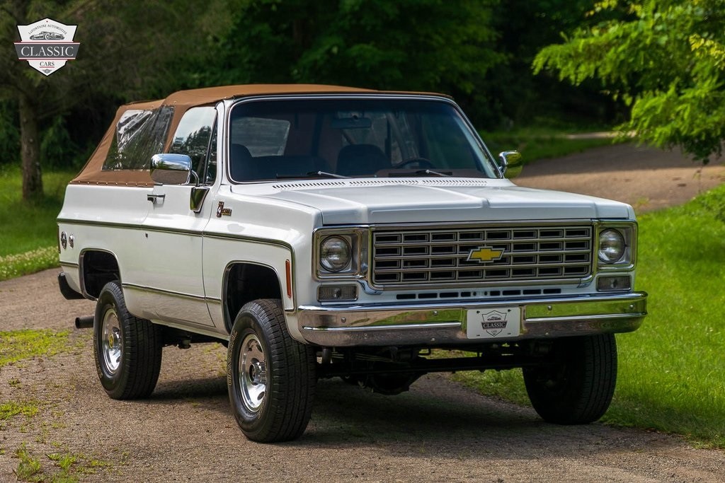 Chevrolet-K5-Blazer-1976-1