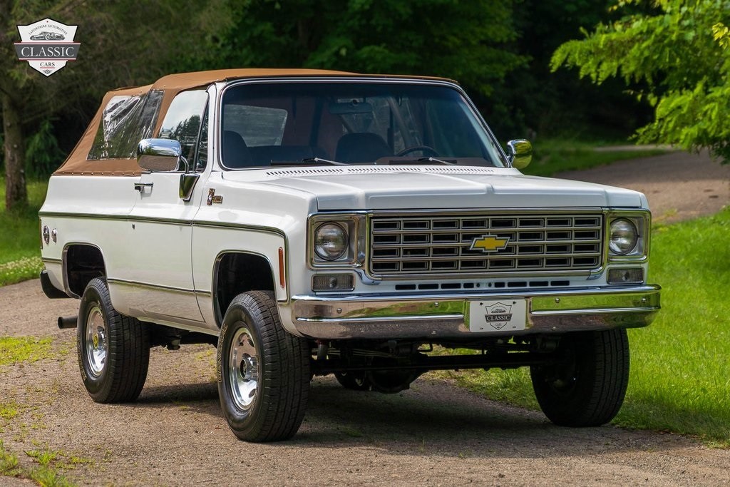 Chevrolet-K5-Blazer-1976-10