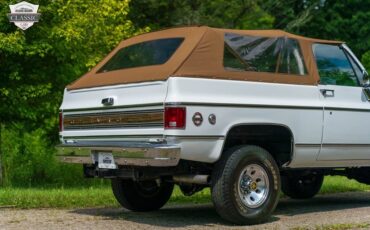 Chevrolet-K5-Blazer-1976-17