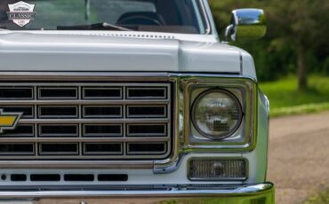 Chevrolet-K5-Blazer-1976-26
