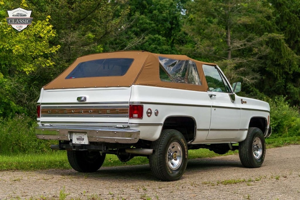 Chevrolet-K5-Blazer-1976-30