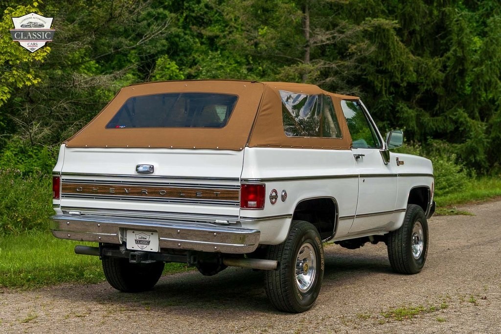 Chevrolet-K5-Blazer-1976-31