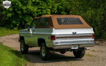 Chevrolet-K5-Blazer-1976-8